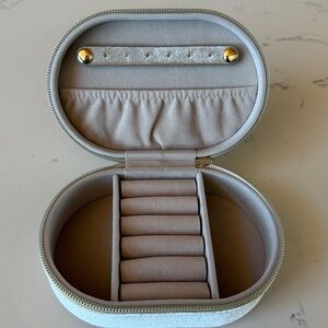 Travel Jewelry Organizer Zippered Storage Case NEW